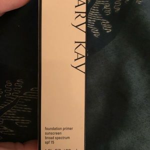 Mary Kay foundation primer
